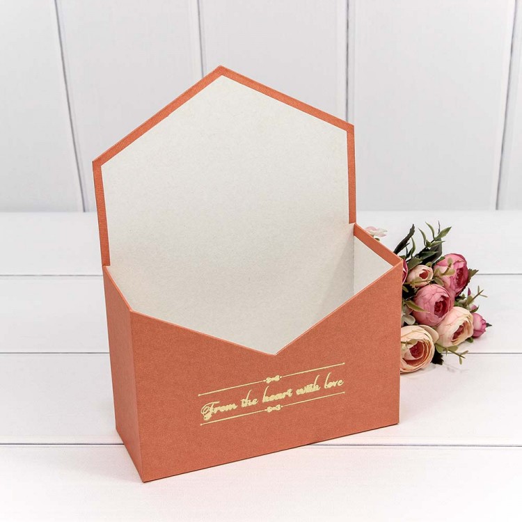 Коробка "Конверт" 18*24*7 "From the heart with love" Красный 1/34 Арт: KPL0033