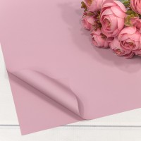 Плёнка в листах 55*55 (20 шт.) матовая "Корейская" 65мкм Розовый-699 1/60 Арт: 1698/699